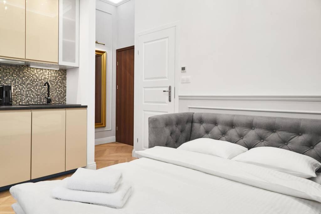 Househost Apartment I: Studencka Street Cracovia Exterior foto